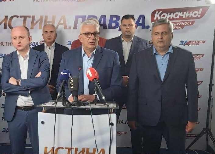 Kolektor zbunio koaliciju “Za budućnost Crne Gore”: Svi su ZA i svi PROTIV