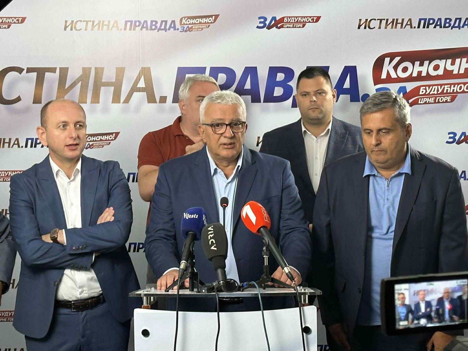 Začarani trougao: Mandić ćuti, Radunović bi da seli, Knežević čeka referendum