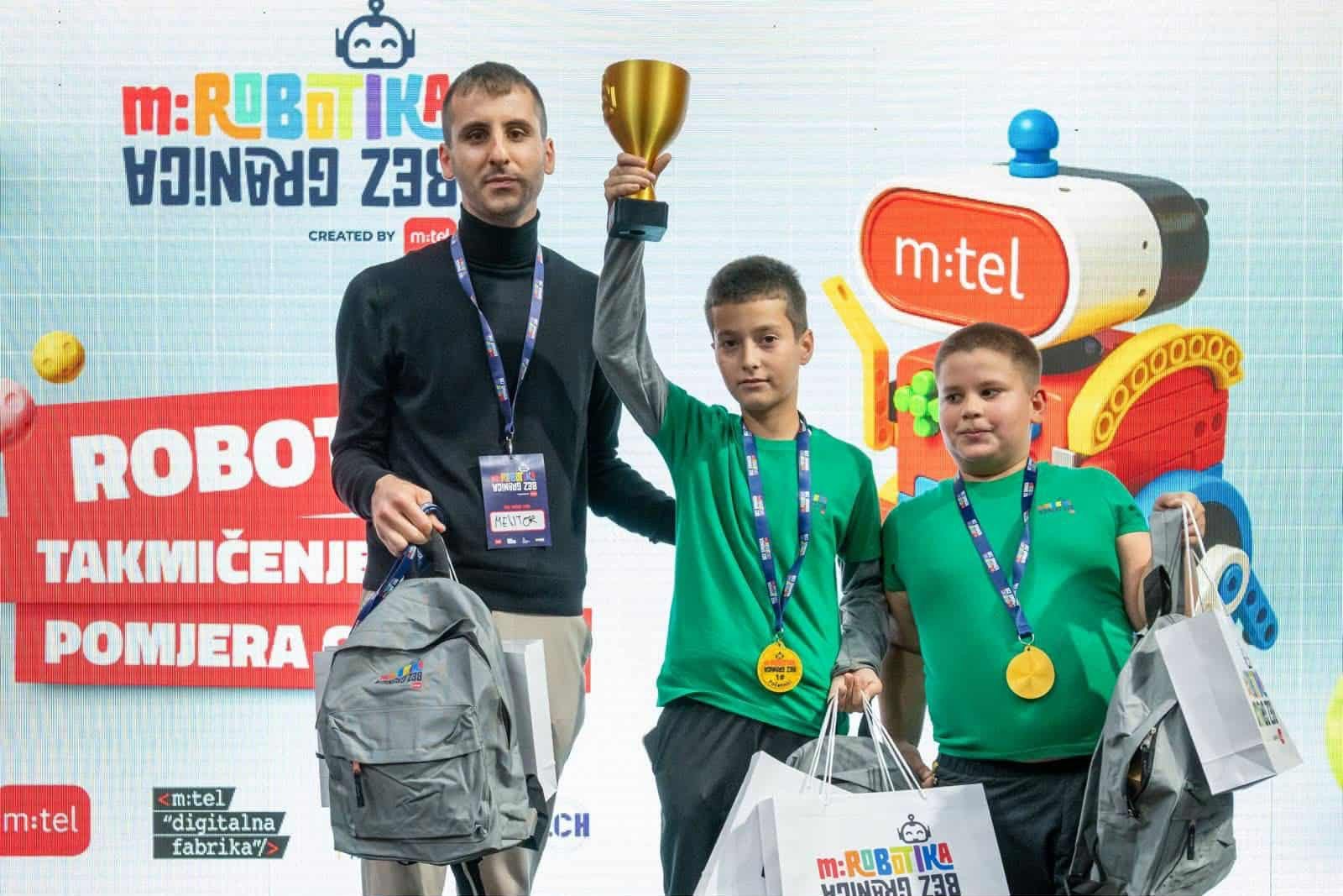 Učenici OŠ ,,Vladika Danilo’’ osvojili prvo mjesto na državnom takmičenju iz robotike