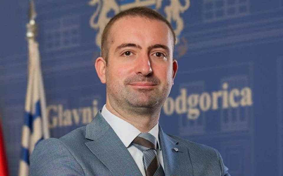 Nišavić traži da inspekcija ispita je li šator Botunjana na parceli Grada